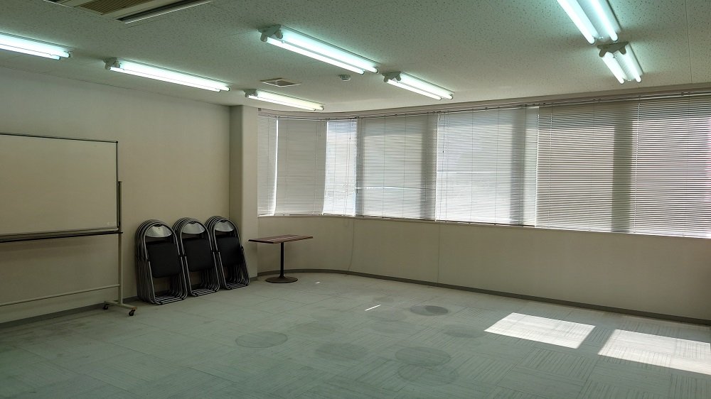 東大阪Ｍビル4階セミナールーム